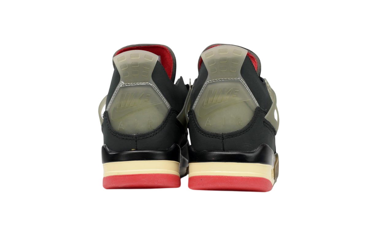 Air Jordan 4 Bred
