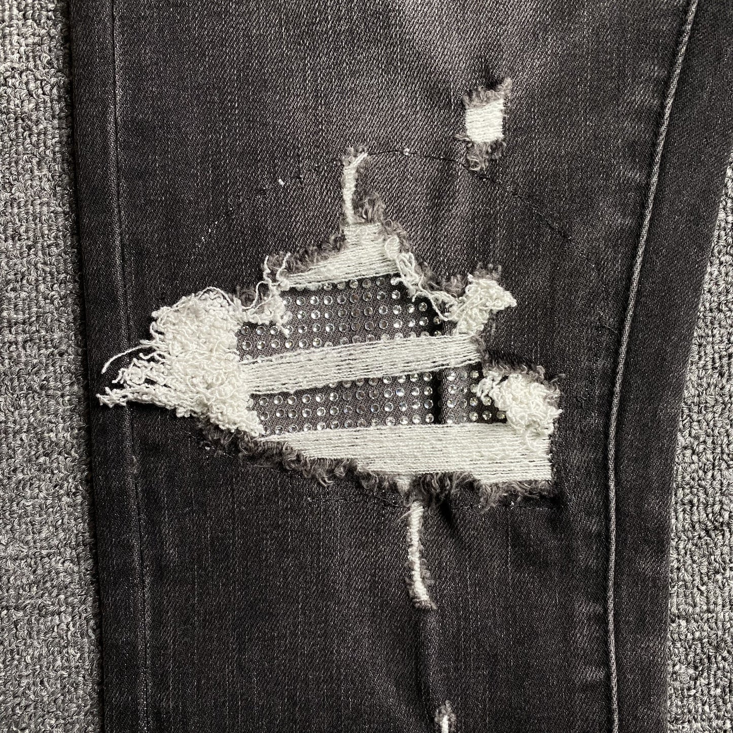 AMIRI SLASH SLIM JEANS