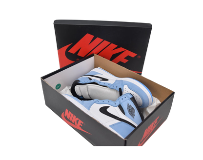 AIR JORDAN 1 High OG University Blue.
