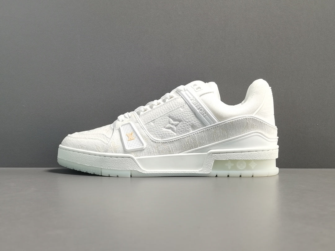 LOUIS VUITTON LV TRAINER SNEAKER