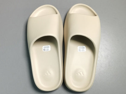 ADIDAS YEEZY SLIDE x BONE
