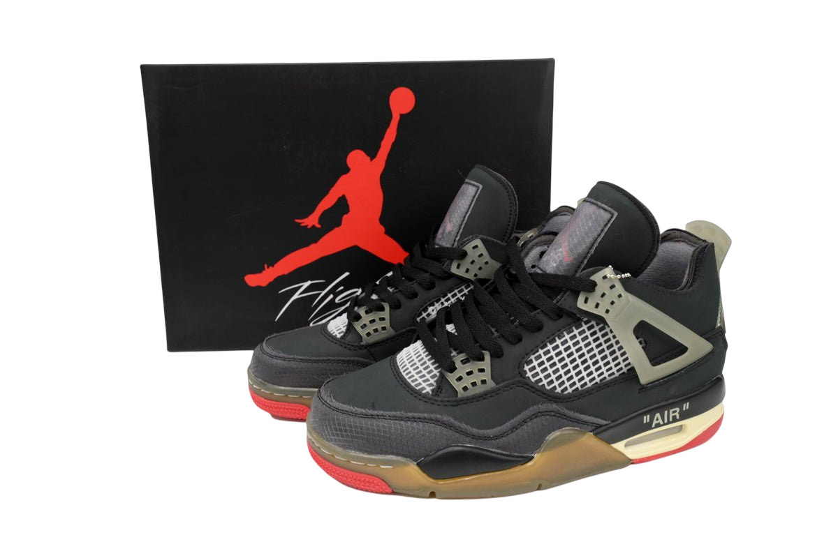 Air Jordan 4 Bred