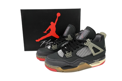 Air Jordan 4 Bred