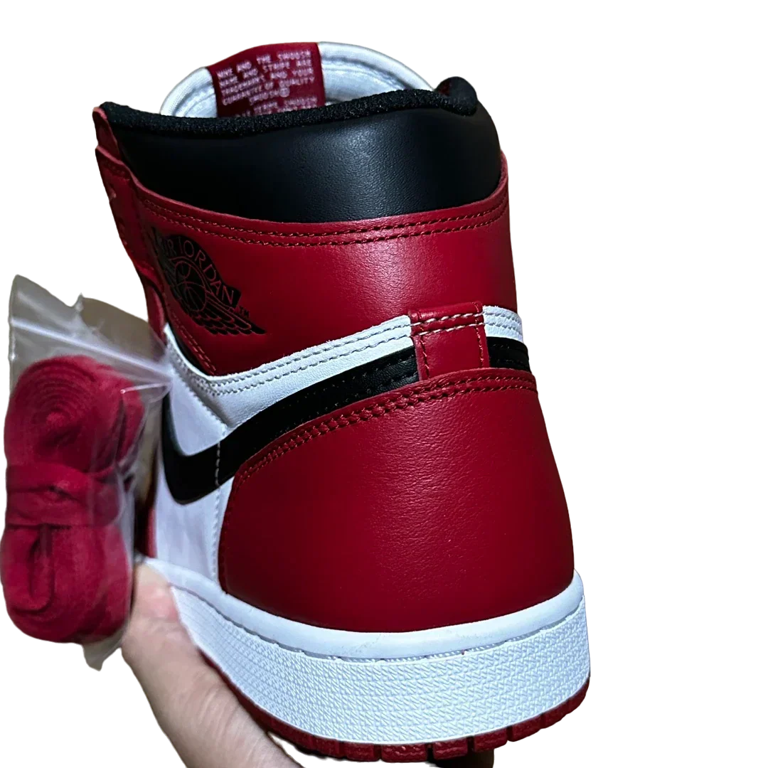 AJ1 Retro High 'Chicago'