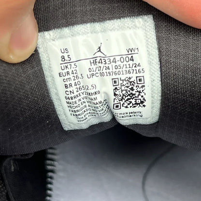 Nigel Sylvester x AJ4 Grandma's Driveway 'Grey'